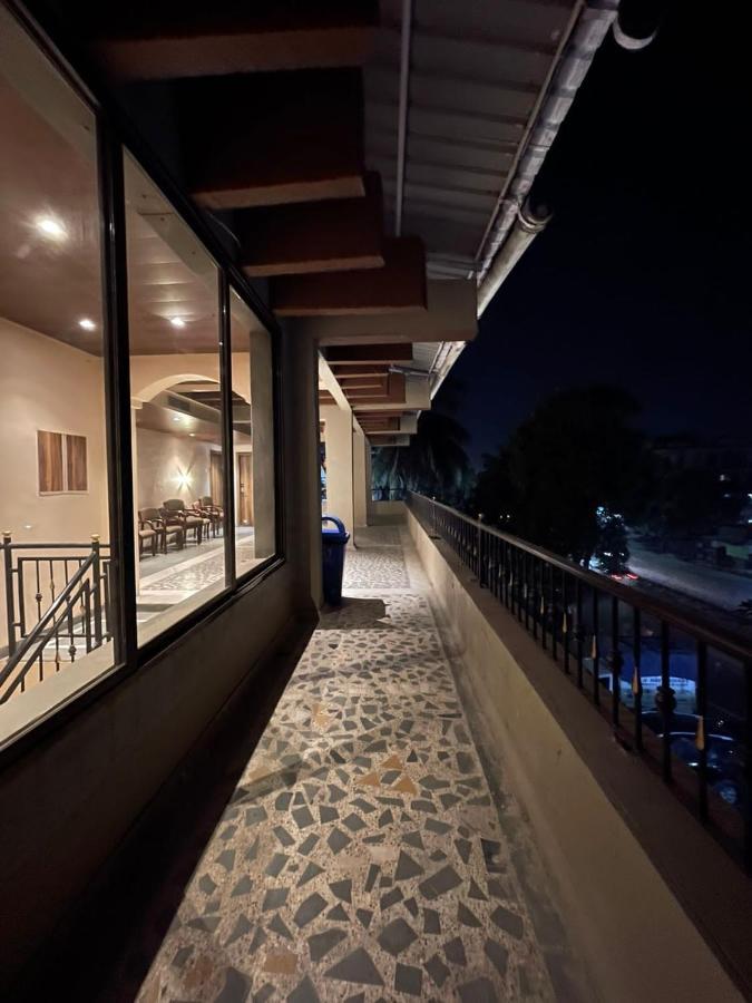 Hotel Vardhan سيلفاسا المظهر الخارجي الصورة